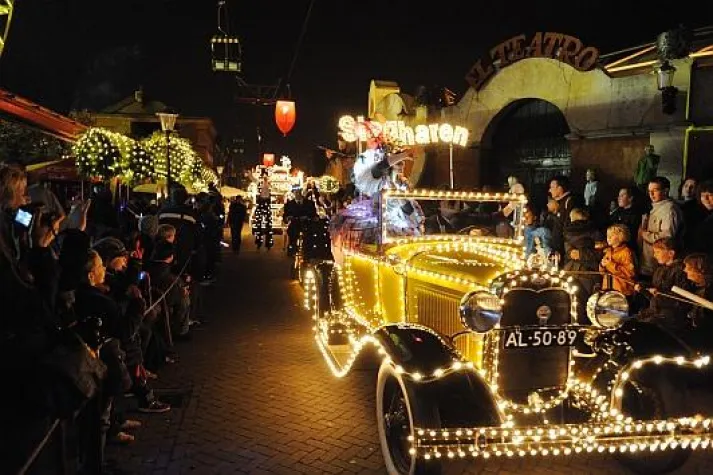 Miracles of Light Parade: Saisonabschluss im Themepark & Resort Slagharen Bild: Miracles of Light Parade: Saisonabschluss im Themepark & Resort Slagharen