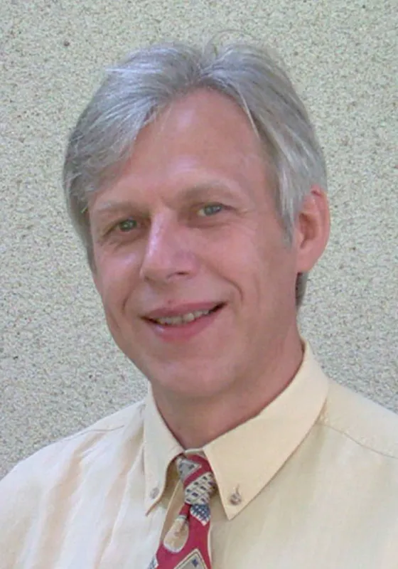 Tagungsleiter Prof. Dr. Edmund Neugebauer, Inhaber des neuen Lehrstuhls für Chirurgische Forschung an der Privatuniversität Witten/Herdecke