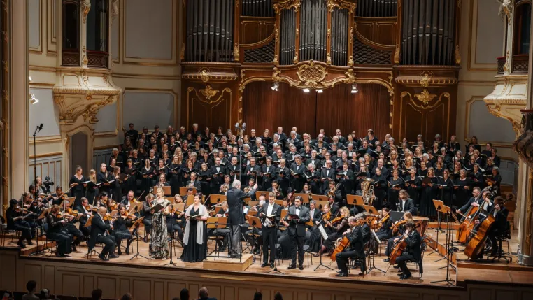 Bild: Symphonischer Chor Hamburg bringt mit Eva Mattes „Die Jahreszeiten“ von Joseph Haydn in die Laeiszhalle
