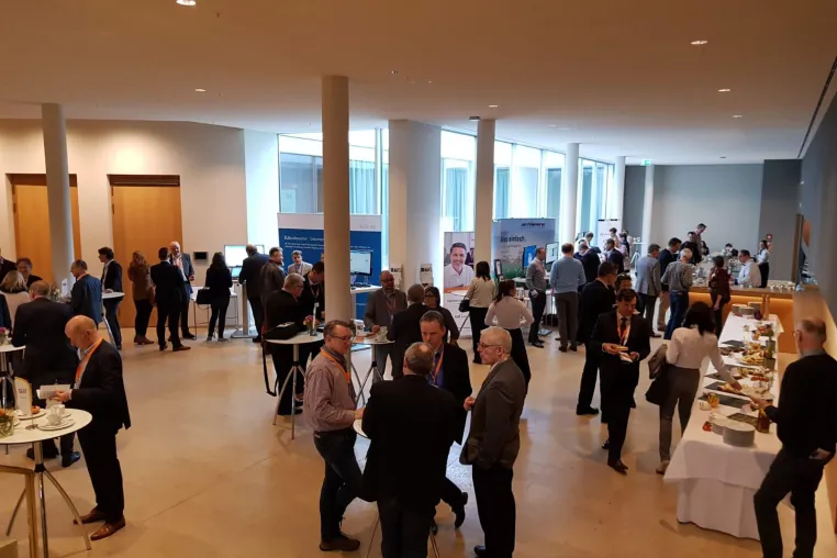 ELO Solution Days machen Station im SCHLOSS HERRENHAUSEN Bild: ELO Solution Days machen Station im SCHLOSS HERRENHAUSEN