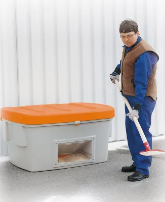 Wer haftet bei Unfällen auf Schnee und Eis? Bild: Wer haftet bei Unfällen auf Schnee und Eis?