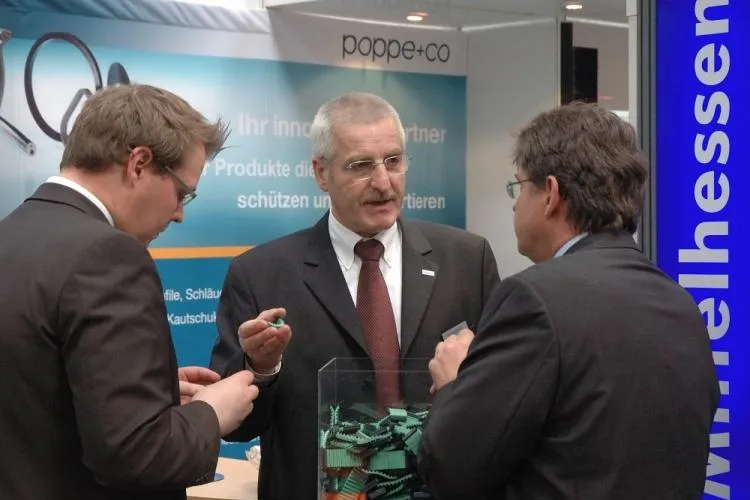 Bild: Gemeinsam stark dank Mittelhessen-Gemeinschaftsstand auf der Hannover Messe 2008/Einladung für 2009