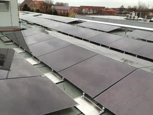 Bild: Solarenergie bei der LIS AG