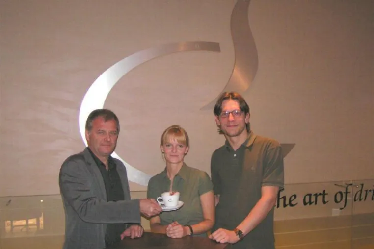 "C´ASIA"-Coffeeshop Passau wird flügge Bild: "C´ASIA"-Coffeeshop Passau wird flügge