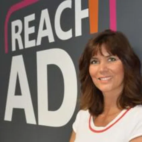Bild: Bianca Frömer steigt als Marketing- & PR-Manager bei Reachad ein