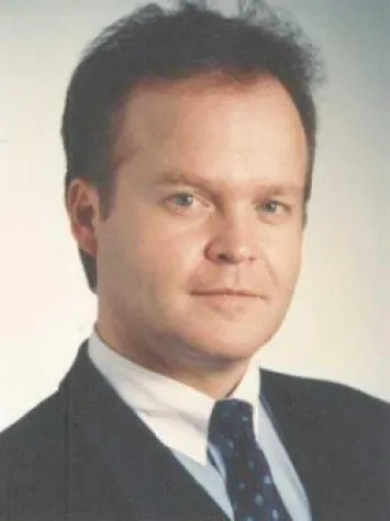 AraCom eröffnet Geschäftsstelle Rhein/Main - Hellenbrand neuer Direktor Vertrieb Bild: AraCom eröffnet Geschäftsstelle Rhein/Main - Hellenbrand neuer Direktor Vertrieb