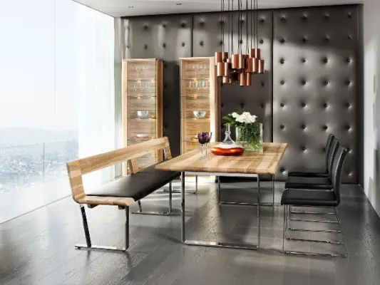 Bild: Innovation in Massivholz jenseits der imm cologne - Anrei stellt neues Speisezimmer in Kernesche vor