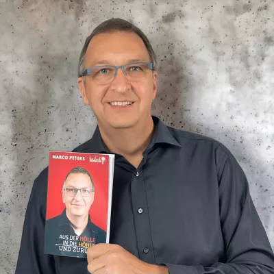 Bild: "Aus der Hölle in die Höhle und zurück": Marco Peters enthüllt die ungeschönte Wahrheit des Unternehmertums
