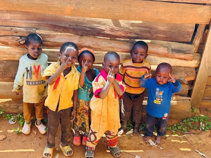 Bild: aye media marketing group investiert zu Weihnachten weiter in die von ihnen eröffnete Grundschule in Namibia 