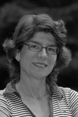 Lesung mit Nicki Pawlow im Restaurant Theodor Tucher am Brandenburger Tor Bild: Lesung mit Nicki Pawlow im Restaurant Theodor Tucher am Brandenburger Tor