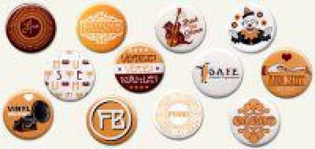 Bild: Buttons bestellen - Flossbros trumpft mit neuem Onlineshop