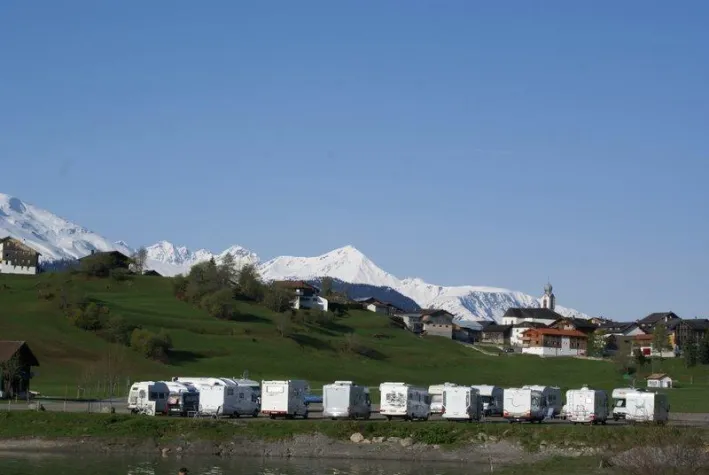 Bild: Jahrestreffen 2010 des Wohnmobilforum Schweiz in Lungern OW