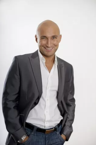 Murat Topal mit "MultiTool – Der Mann für alle Fälle" in Berlin am 9. & 10. Mai 2012 Bild: Murat Topal mit "MultiTool – Der Mann für alle Fälle" in Berlin am 9. & 10. Mai 2012