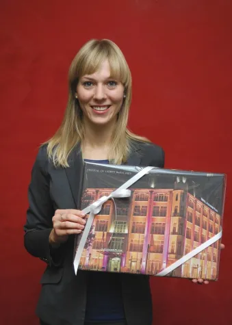 Bild: Das schönste Haus am Platz: Hotel Alexander Plaza im Licht.