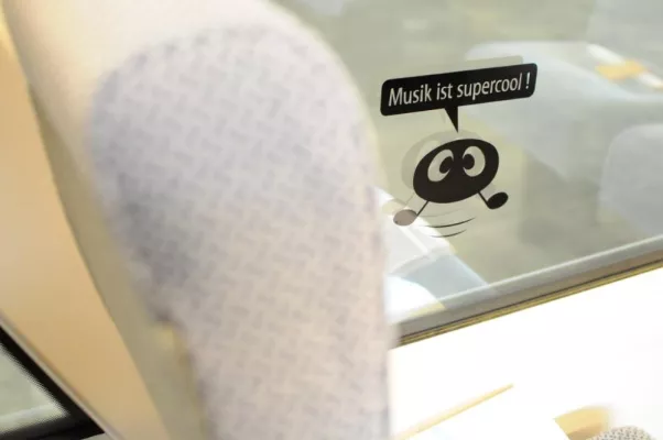 Bild: Rollende Kinderquizrunde im Notenspur-Zug