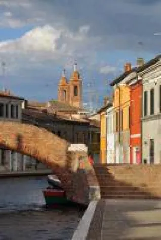 Bild: Comacchio, Ferrara und das Mündungsdelta des Po auf der f.re.e in München