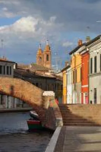Bild: Comacchio, Ferrara und das Mündungsdelta des Po auf der f.re.e in München