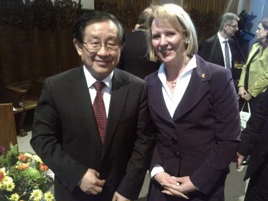 Bild: Chinas Minister erhält Honorarprofessur an der TU Clausthal in Niedersachsen