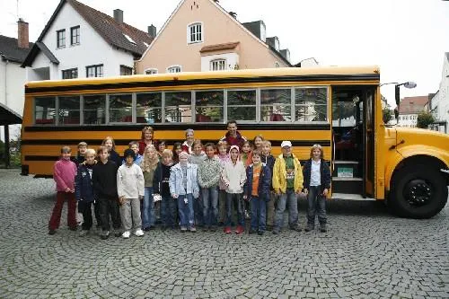 Bild: Gute Noten für eine starke Gemeinschaft: 4d der Schule Grüner Markt startet mit Klassenfahrt ins Schuljahr