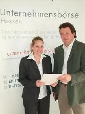 Bild: Gelungenes Praxisprojekt von Studium Plus und Wetzlarer Partnerunternehmen