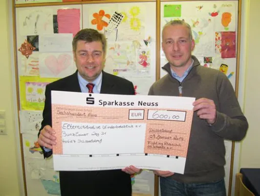 Bild: Eishockey im Sommer für den Guten Zweck