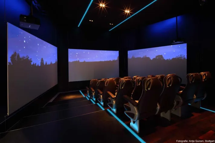 MAN Bus Forum, München: Panoramaprojektion für virtuelle Busfahrt Bild: MAN Bus Forum, München: Panoramaprojektion für virtuelle Busfahrt