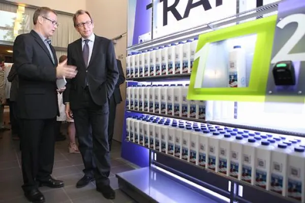 Bild: Licht ins Dunkel der Lebensmittelbranche mit dem Transparenzregal