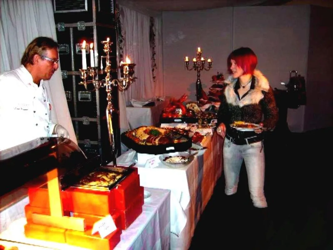 Gourmet-Koch Jupp Wagner und Kati Wilhelm, Star der deutschen Damen Mannschaft.