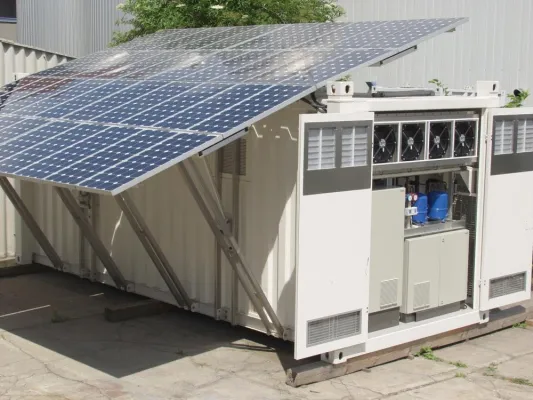 Bild: Phaesun zeigt auf der Intersolar Off-Grid Lösungen für Kühlcontainer, Straßenleuchten und Wasserpumpen