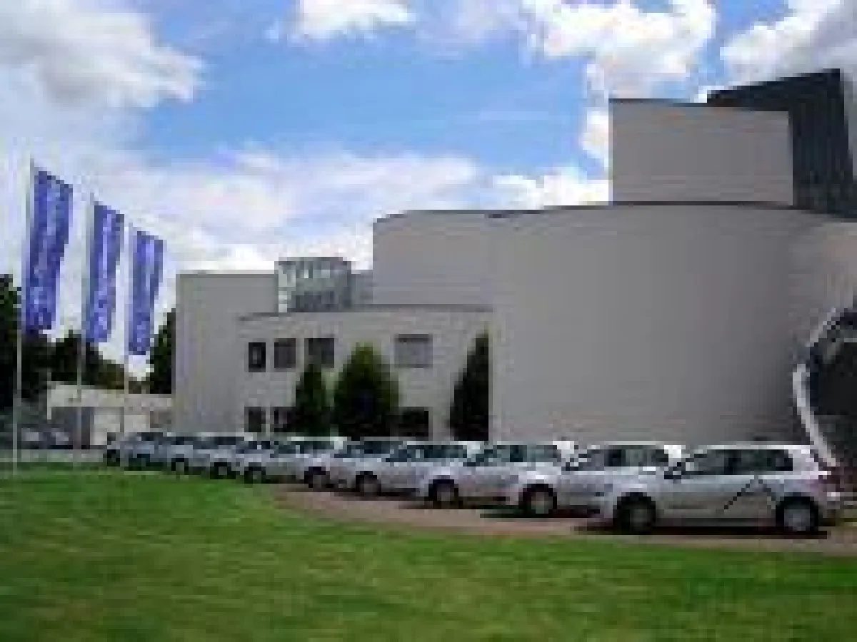 Kapazität: Das Familienunternehnemn Archimedes hält die Ressourcen für umfassendes Gebäudemanagement vor.