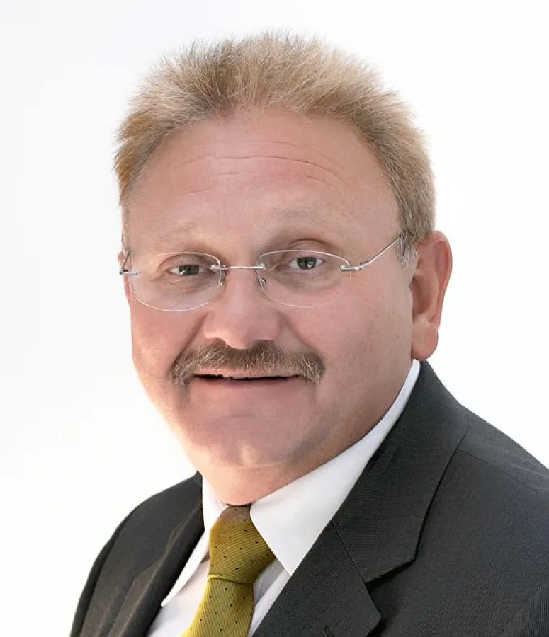 Aktuell stehen die Verhandlungen für die Produktionsmaschinen und den Bauvertrag an, informiert Dipl. Ing. Manfred Becker, Geschäftsführer der IMfPES GmbH.