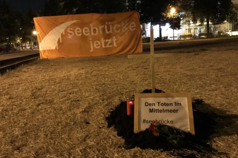 Bild: Mahnaktion Gegen EU-Abschottung