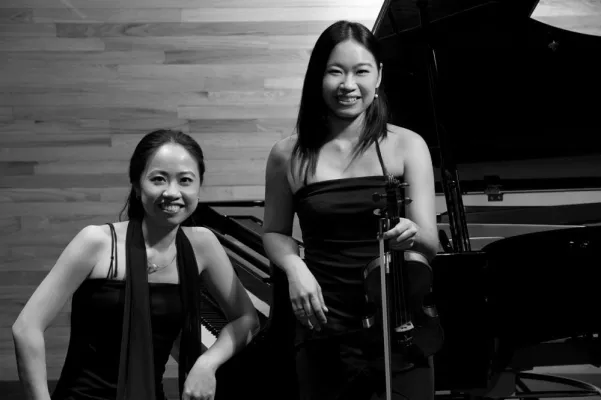 Bild: Duo Sis (Yin Chiang, Piano | Huei Chiang, Violine): Werke der Kammermusik