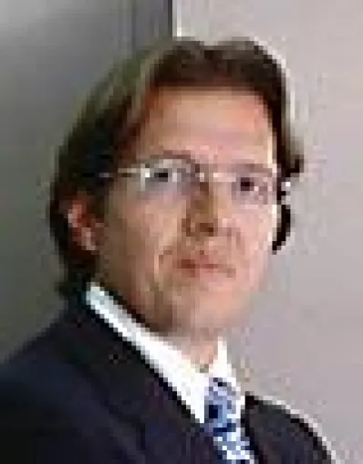 Bild: Finanzinvestoren attackieren VANGUARD, Europas führenden Krankenhausdienstleister, und Gründer Robert Schrödel
