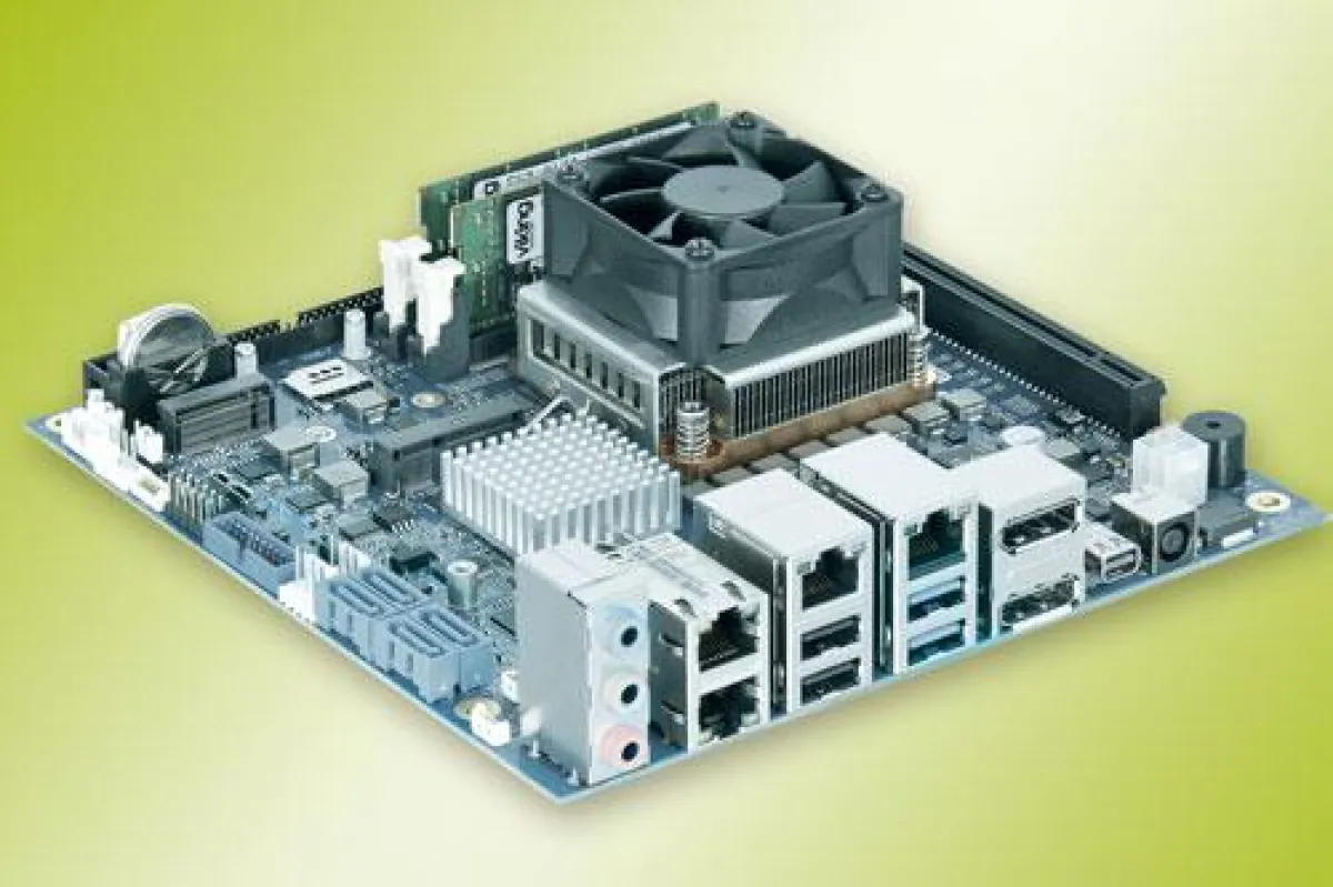 neues Kontron Embedded mITX Desktop Motherboard