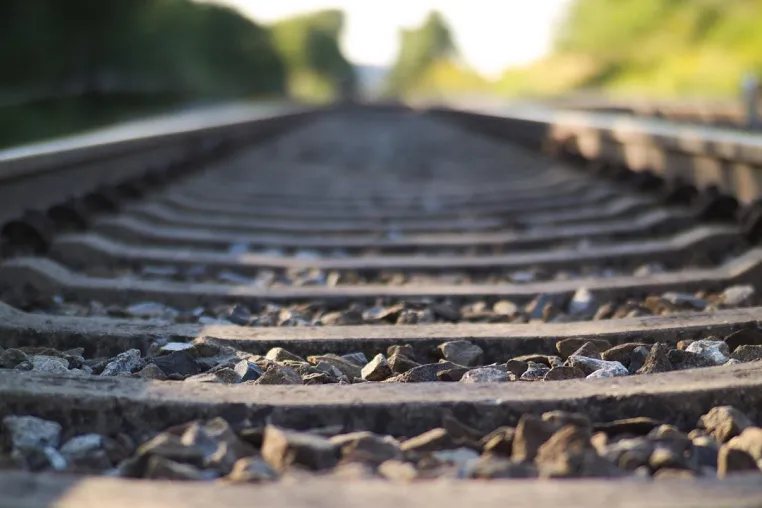 Framing in der Logistik: Das Strategiepapier „Starke Schiene“ der Deutschen Bahn Bild: Framing in der Logistik: Das Strategiepapier „Starke Schiene“ der Deutschen Bahn