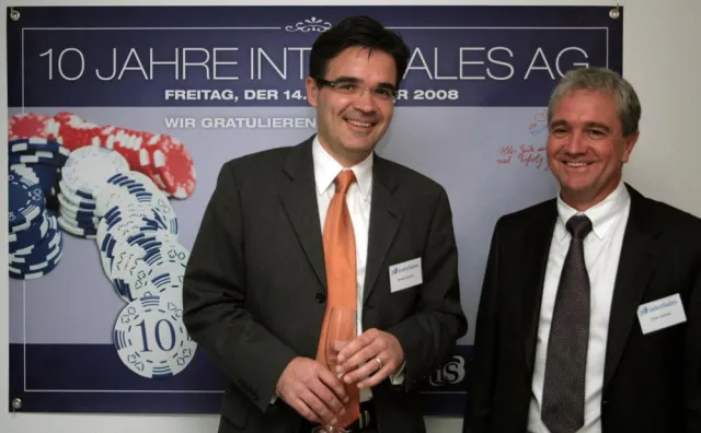 Bild: interSales AG feiert zehnjähriges Firmenbestehen - Kölner Softwarehaus blickt auf erfolgreiche Dekade zurück