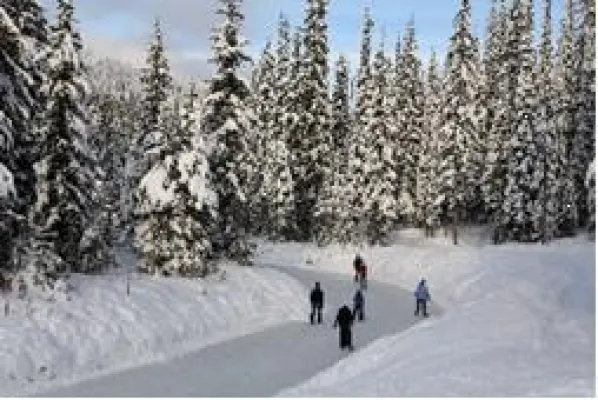Bild: Eislaufen und Eishockey in Vancouver und den Rocky Mountains