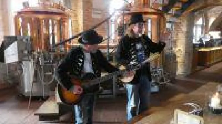 Brauer, Ritter und Piraten bitten auf der Ostseeinsel Usedom zu Tisch Bild: Brauer, Ritter und Piraten bitten auf der Ostseeinsel Usedom zu Tisch