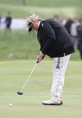 Bild: Laura Davies gewinnt die mit 330.000 Euro dotierten UniCredit Ladies German Open mit einem Kramski Putter