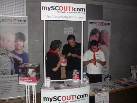 Bild: mySCOUT!com präsentiert sich auf dem Stuttgarter CSD