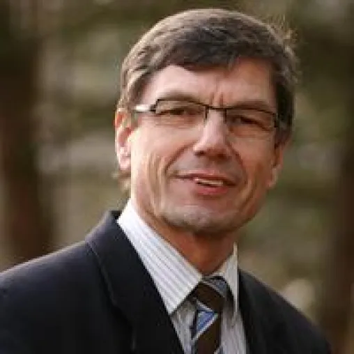Bild: Professor Jürgen Schnell zum Vorsitzenden des Deutschen Ausschusses für Stahlbeton gewählt