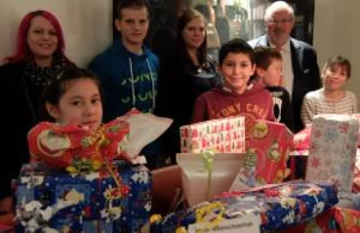 Bild: Caritas Wunschbaum lässt Kinderaugen leuchten