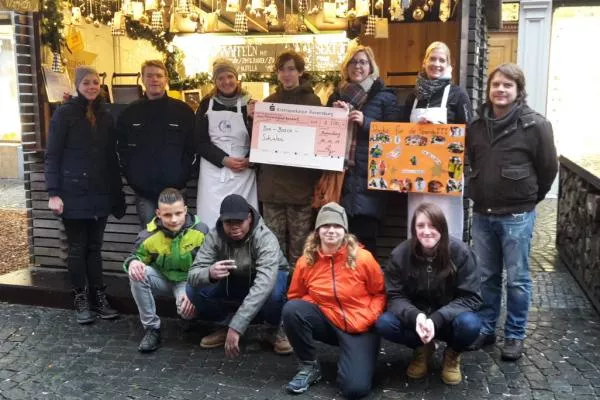 Bild: Ladies Circle 37 spendet 2.500 Euro für Sozialprojekt „Winter–Woche“