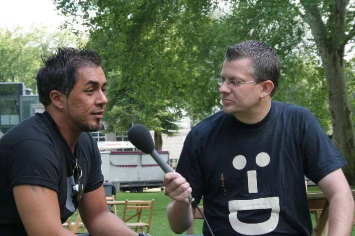 Bild: DSDS-Vorjahresfinalist Mike Leon Grosch im Video-Interview