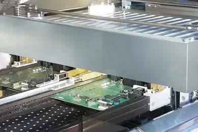 Die flexible 2-in-1-Loesung für das Reflowloeten von Rehm Thermal Systems Bild: Die flexible 2-in-1-Loesung für das Reflowloeten von Rehm Thermal Systems