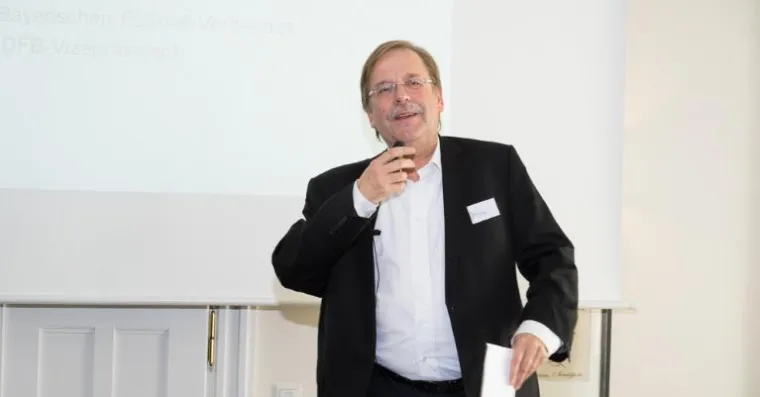 7. Sportrechtskongress: Amateurfußball muss sichtbar werden Bild: 7. Sportrechtskongress: Amateurfußball muss sichtbar werden