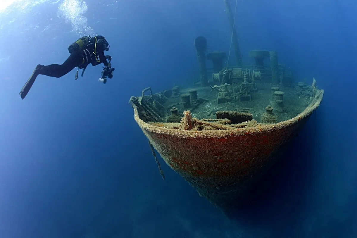Diving in Türkiye-Çanakkale (© GoTürkiye)