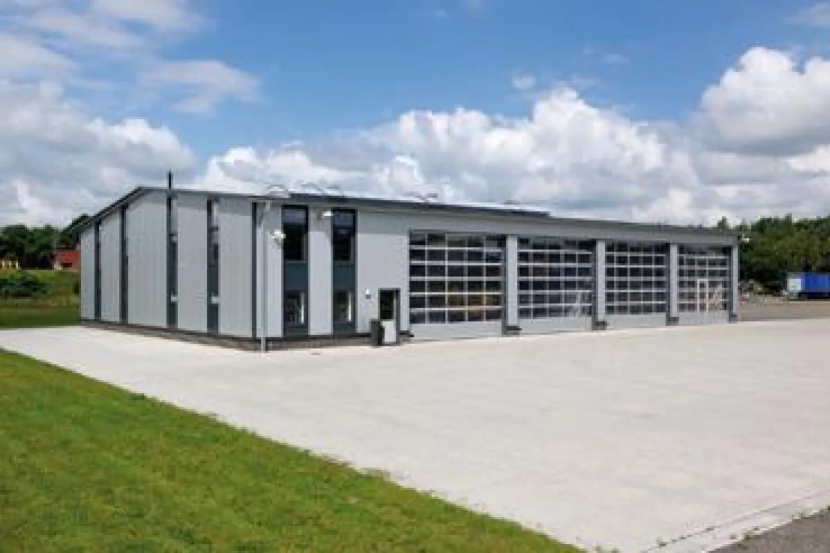 Fahrzeughalle Husen Stahlbau GmbH & Co. KG