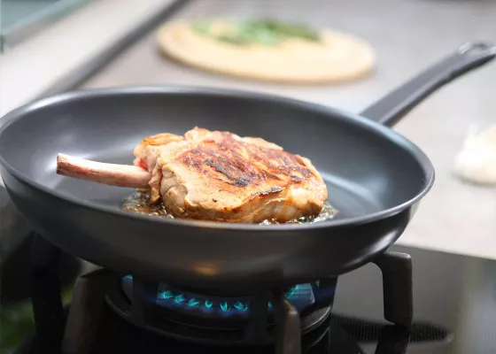 Bild: Die gesunde Pfanne ist da! Neue Antihaftbeschichtung DURAQUARZ® OHNE Lösungsmittel!